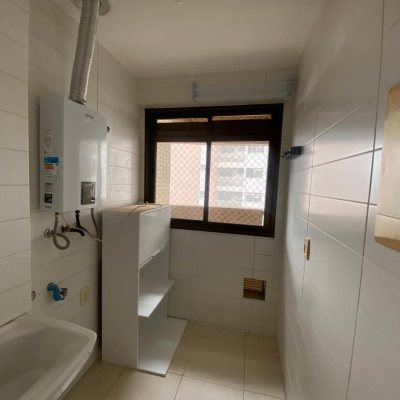 Apartamentos com 69m², 2 quartos, 1 suíte, 1 garagem, no bairro Centro em Florianópolis