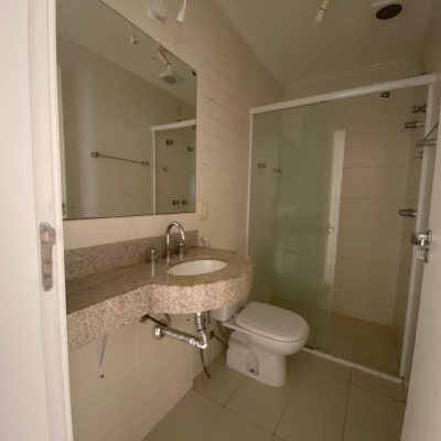 Apartamentos com 69m², 2 quartos, 1 suíte, 1 garagem, no bairro Centro em Florianópolis