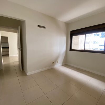 Apartamentos com 69m², 2 quartos, 1 suíte, 1 garagem, no bairro Centro em Florianópolis