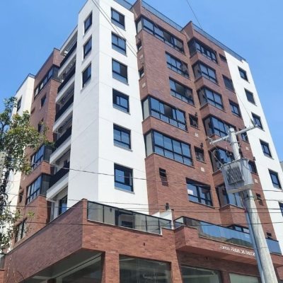 Apartamentos com 90m², 3 quartos (sendo 1 suíte), 2 garagens, no bairro Coqueiros em Florianópolis
