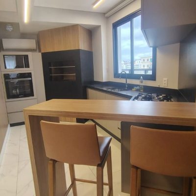 Apartamentos com 86m², 3 quartos (sendo 2 suítes), 2 garagens, no bairro Coqueiros em Florianópolis