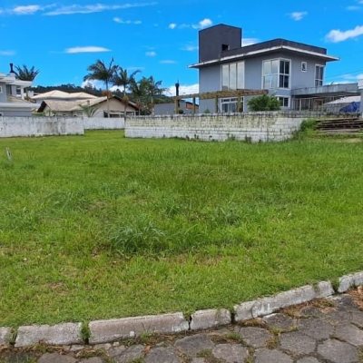 Terrenos Residenciais com 362m², no bairro Vargem Grande em Florianópolis