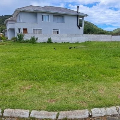 Terrenos Residenciais com 371m², no bairro Vargem Grande em Florianópolis