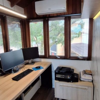 Casa Residencial com 310m², 4 quartos, 1 suíte, 4 garagens, no bairro Campeche em Florianópolis