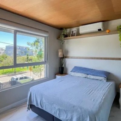 Casa Residencial com 109m², 3 quartos, 1 suíte, 2 garagens, no bairro Campeche em Florianópolis