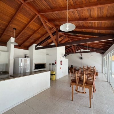 Apartamentos com 64m², 2 quartos, 1 suíte, 1 garagem, no bairro Itacorubi em Florianópolis