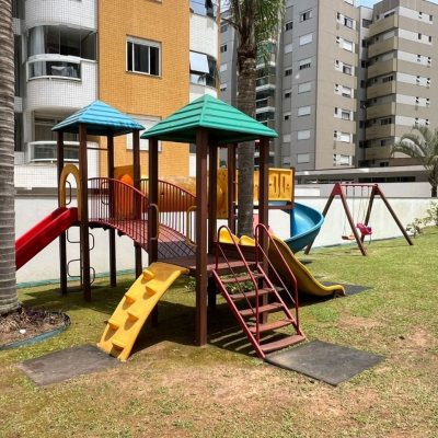 Apartamentos com 64m², 2 quartos, 1 suíte, 1 garagem, no bairro Itacorubi em Florianópolis