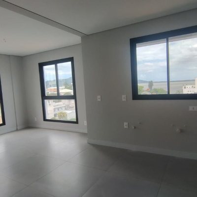 Apartamentos com 99m², 3 quartos, 1 suíte, 2 garagens, no bairro Coqueiros em Florianópolis