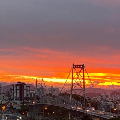 Apartamentos com 142m², 3 quartos, 1 suíte, 2 garagens, no bairro Centro em Florianópolis