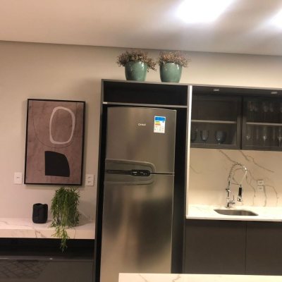 Apartamentos com 61m², 1 quarto, 1 garagem, no bairro Centro em Florianópolis