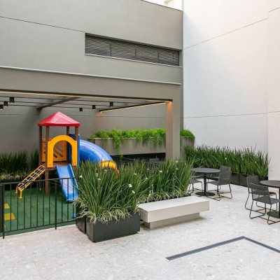 Apartamentos com 33m², 1 quarto, 2 garagens, no bairro Canasvieiras em Florianópolis