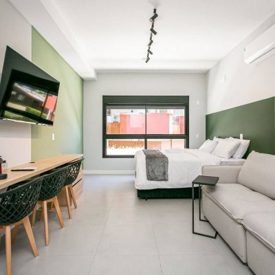 Apartamentos com 33m², 1 quarto, 2 garagens, no bairro Canasvieiras em Florianópolis