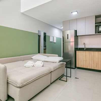 Apartamentos com 33m², 1 quarto, 2 garagens, no bairro Canasvieiras em Florianópolis