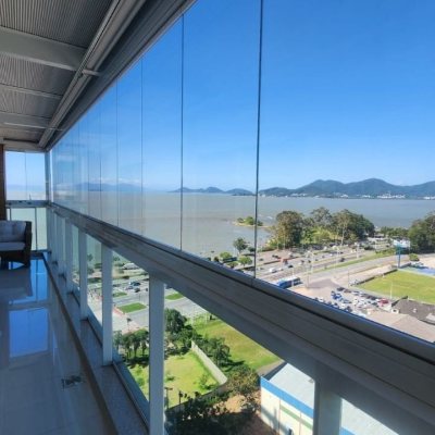 Apartamentos com 170m², 3 quartos, 3 suítes, 2 garagens, no bairro Agronômica em Florianópolis
