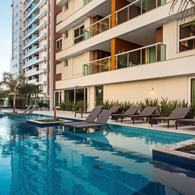 Apartamentos com 170m², 3 quartos, 3 suítes, 2 garagens, no bairro Agronômica em Florianópolis