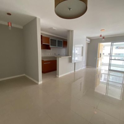 Apartamentos com 79m², 2 quartos, 1 suíte, 1 garagem, no bairro Itacorubi em Florianópolis