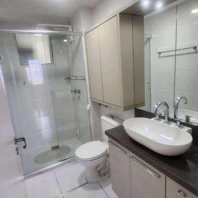 Apartamentos com 77m², 3 quartos, 1 suíte, 2 garagens, no bairro Costeira Do Pirajubaé em Florianópolis