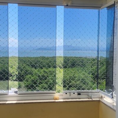 Apartamentos com 77m², 3 quartos, 1 suíte, 2 garagens, no bairro Costeira Do Pirajubaé em Florianópolis