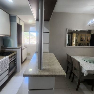 Apartamentos com 77m², 3 quartos, 1 suíte, 2 garagens, no bairro Costeira Do Pirajubaé em Florianópolis