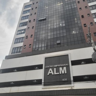 Sala com 33m², 1 garagem, no bairro Pagani em Palhoça