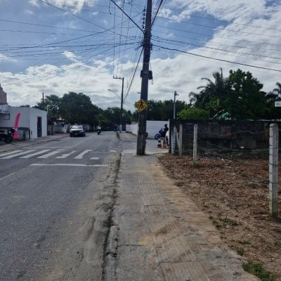 Terreno Comercial/Residencial com 717m², no bairro Barra Do Aririú em Palhoça