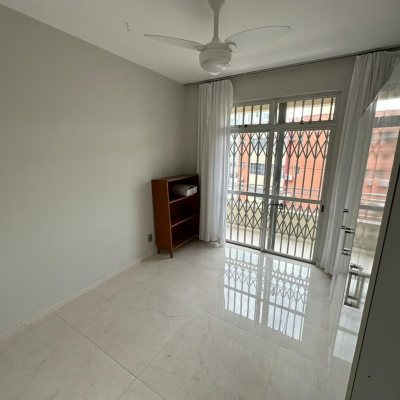 Apartamentos com 69m², 3 quartos, 1 garagem, no bairro Carvoeira em Florianópolis