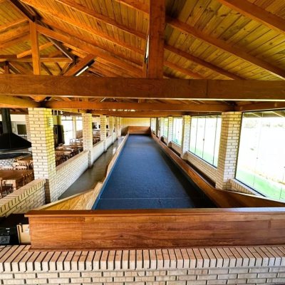 Casa em Condomínio com 240m², 4 quartos, 2 suítes, 4 garagens, no bairro Rio dos Bugres em Rancho Queimado