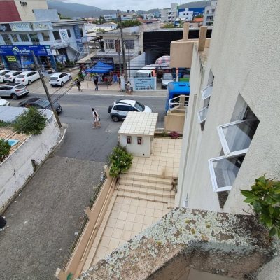 Predio com 662m², 5 garagens, no bairro Ingleses em Florianópolis