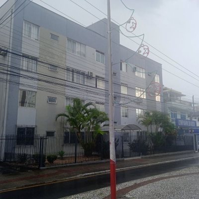 Apartamentos com 67m², 2 quartos, 1 garagem, no bairro Kobrasol em São José