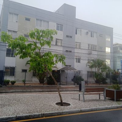 Apartamentos com 67m², 2 quartos, 1 garagem, no bairro Kobrasol em São José