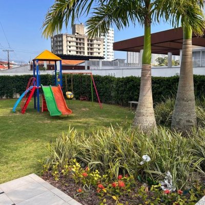 Apartamentos com 57m², 2 quartos, 1 garagem, no bairro Barreiros em São José