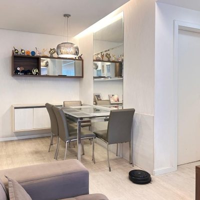 Apartamentos com 57m², 2 quartos, 1 garagem, no bairro Barreiros em São José