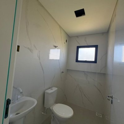 Sobrado Residencial com 63m², 2 quartos (sendo 1 suíte), 1 garagem, no bairro Nova Palhoça em Palhoça
