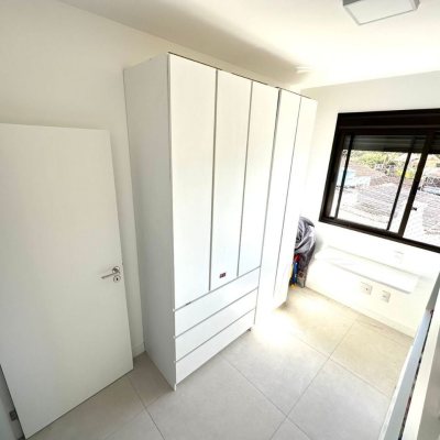 Apartamentos com 89m², 3 quartos, 1 suíte, 2 garagens, no bairro Cachoeira Do Bom Jesus em Florianópolis