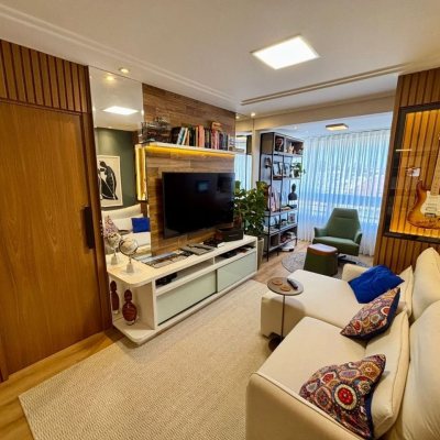 Apartamentos com 72m², 2 quartos, 1 suíte, 1 garagem, no bairro Bom Abrigo em Florianópolis