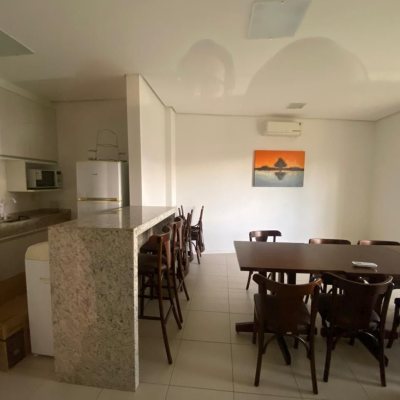 Apartamentos com 72m², 2 quartos, 1 suíte, 1 garagem, no bairro Bom Abrigo em Florianópolis