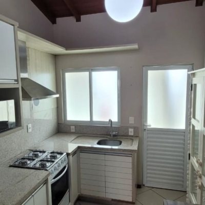 Apartamentos com 79m², 3 quartos, 1 suíte, 1 garagem, no bairro Santinho em Florianópolis