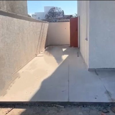 Casa Residencial com 127m², 3 quartos, 1 suíte, 3 garagens, no bairro São João Do Rio Vermelho em Florianópolis