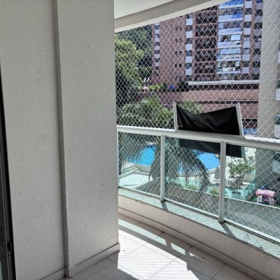 Apartamentos com 77m², 2 quartos, 1 suíte, 2 garagens, no bairro Itacorubi em Florianópolis