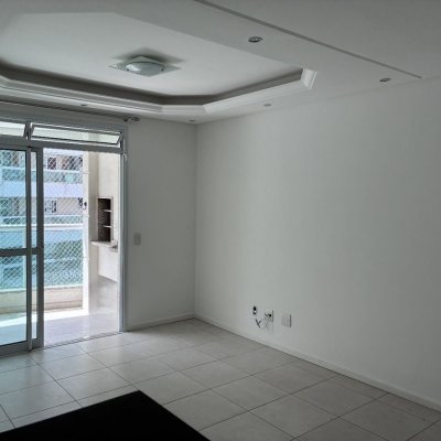 Apartamentos com 77m², 2 quartos, 1 suíte, 2 garagens, no bairro Itacorubi em Florianópolis