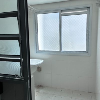 Apartamentos com 77m², 2 quartos, 1 suíte, 2 garagens, no bairro Itacorubi em Florianópolis