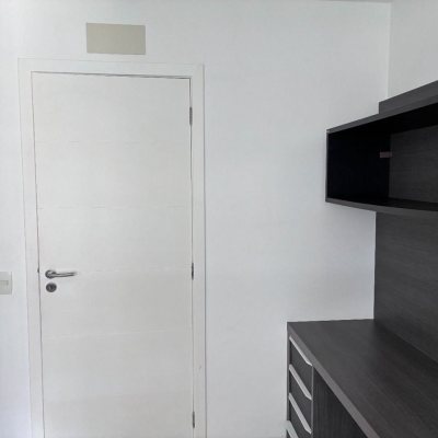 Apartamentos com 77m², 2 quartos, 1 suíte, 2 garagens, no bairro Itacorubi em Florianópolis