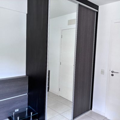 Apartamentos com 77m², 2 quartos, 1 suíte, 2 garagens, no bairro Itacorubi em Florianópolis