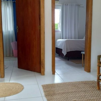 Casa Residencial com 0m², 3 quartos, 1 garagem, no bairro Sambaqui em Florianópolis