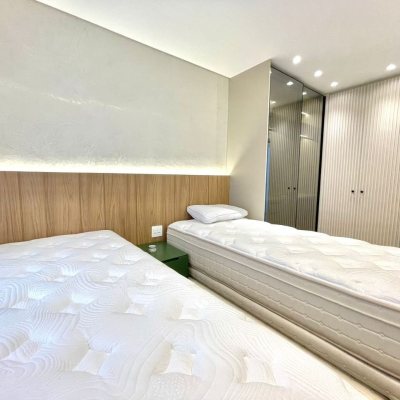 Apartamentos com 149m², 3 quartos (sendo 3 suítes), 2 garagens, no bairro Jurerê em Florianópolis