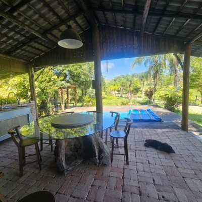 Chacara com 3699m², 2 quartos, no bairro Fazenda De Dentro em Biguaçu