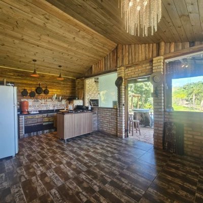 Chacara com 3699m², 2 quartos, no bairro Fazenda De Dentro em Biguaçu