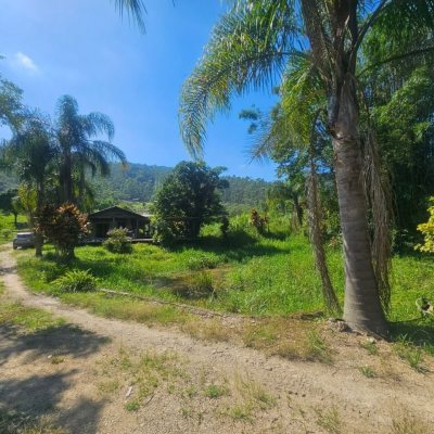 Chacara com 3699m², 2 quartos, no bairro Fazenda De Dentro em Biguaçu