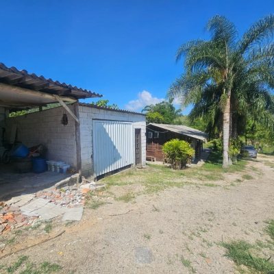 Chacara com 3699m², 2 quartos, no bairro Fazenda De Dentro em Biguaçu