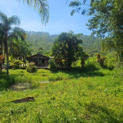 Chacara com 3699m², 2 quartos, no bairro Fazenda De Dentro em Biguaçu